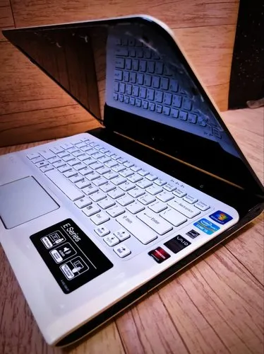 VỎ SONY SVE 141P13W